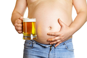 L'excès d'alcool est responsable d'un gros ventre 